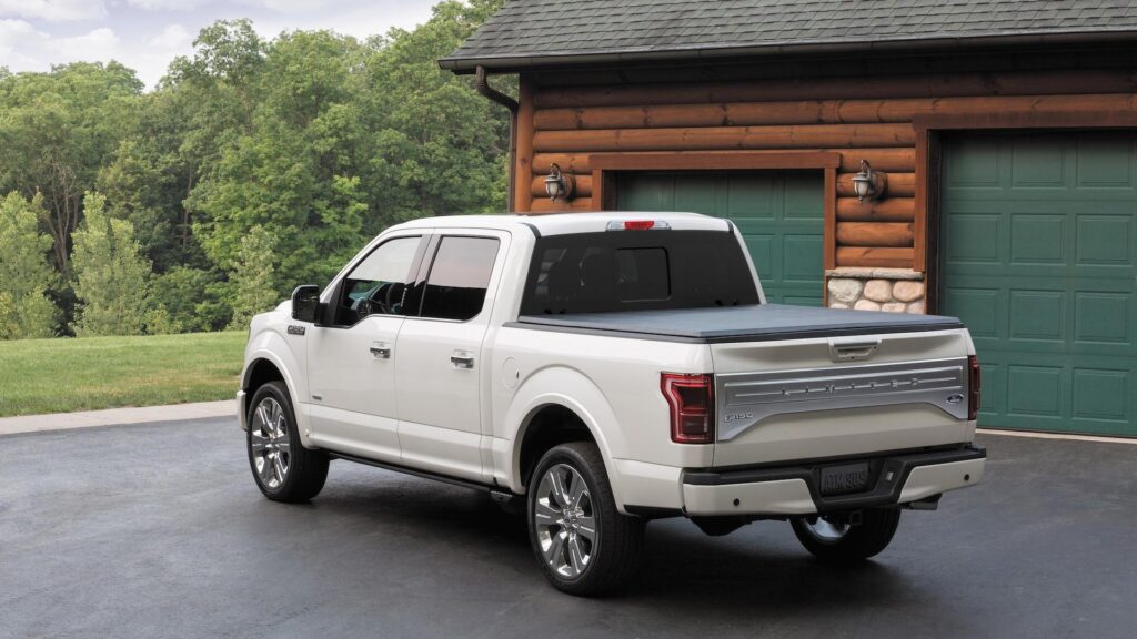 Ford F-150 gặp lỗi hộp số tự động chuyển từ số 6 xuống số 2