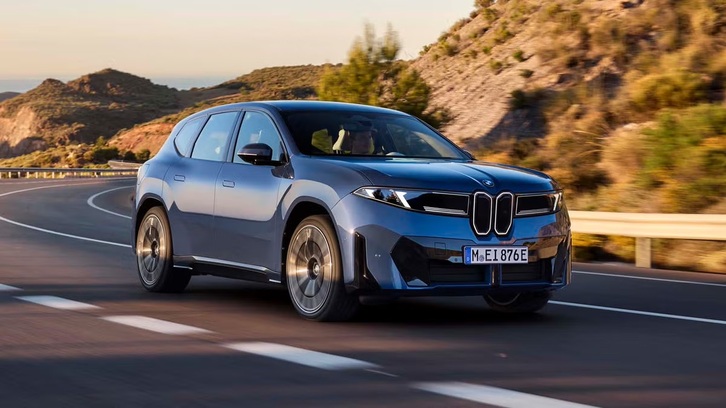Bảng giá xe SUV thuần điện hạng sang BMW iX3 50 xDrive 2027 thế hệ mới