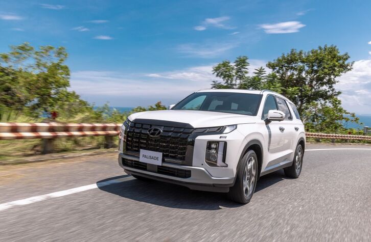 Mẫu SUV cỡ lớn cao cấp mang lại không gian hạng thương gia cho cả 7 hành khách