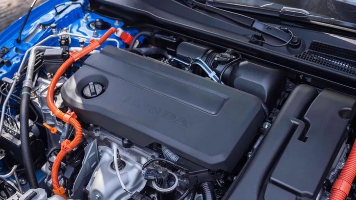 Honda Prelude di chuyển mượt mà trên đường đèo nhờ hệ thống truyền động e:HEV thông minh