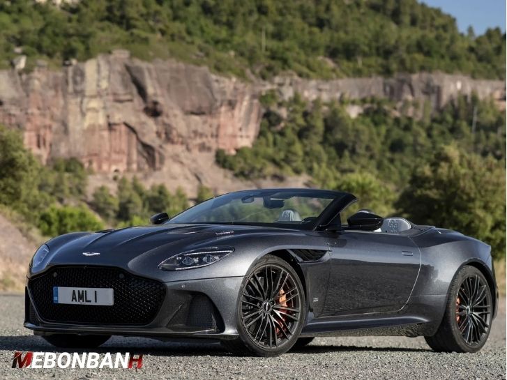 Aston Martin DBS Superleggera Volante