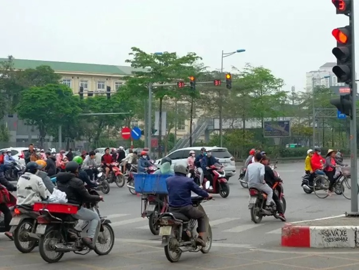 Chế tài xử lý đối với người điều khiển xe mô tô, xe gắn máy
