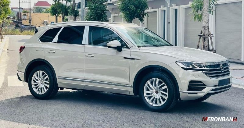 Bảng giá xe Volkswagen mới nhất tại Việt Nam: Đội hình SUV & MPV Đức 7 Volkswagen Touareg