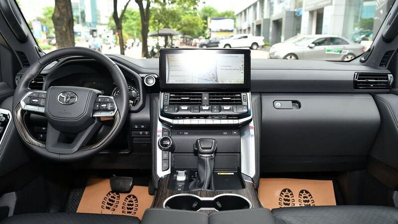 Nội thất sang trọng, ngập tràn công nghệ tiên tiến