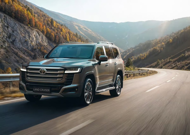 Tổng quan bảng giá xe toyota land cruiser 2026 mới nhất hôm nay