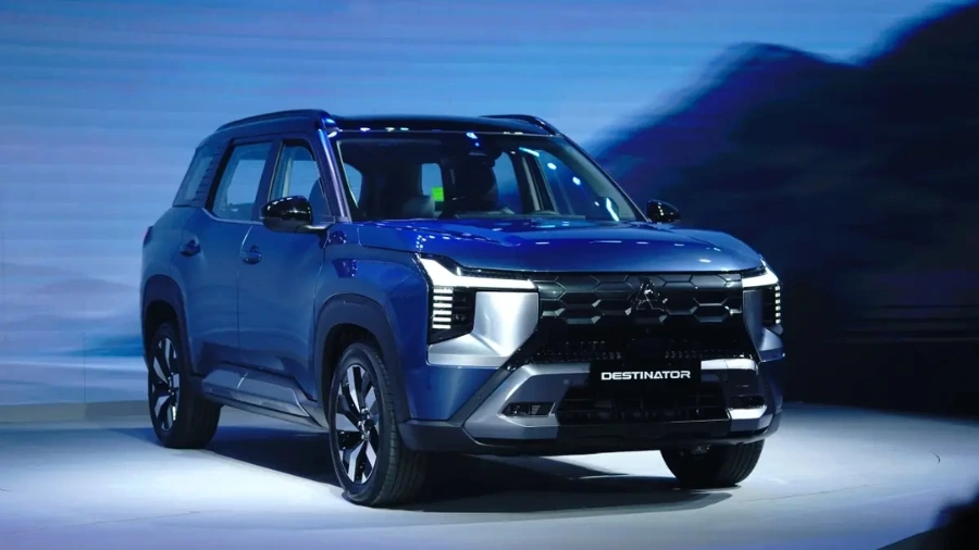 Giá lăn bánh Mitsubishi Destinator Premium 2026: Cập nhật chi tiết từng khoản phí tại Hà Nội & TP.HCM 2 So sánh giá Mitsubishi Destinator Premium